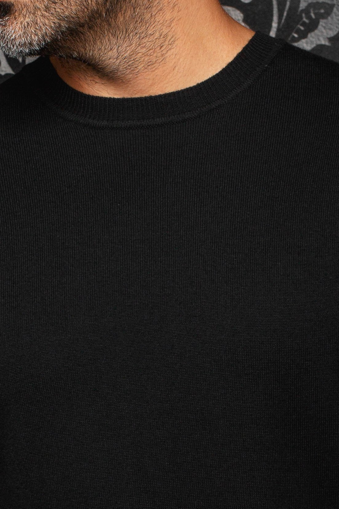 CHANDAIL EN LAINE MÉRINOS | LACAUNE, Black - AU NOIR